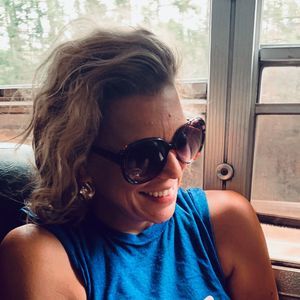 Meet your Posher, Meggan